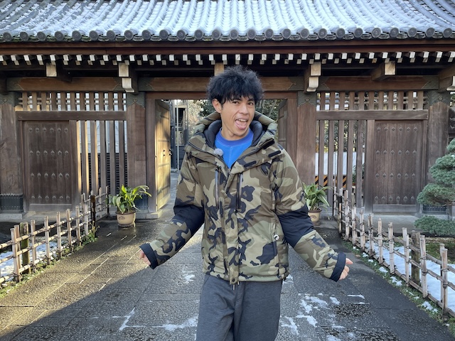 小島よしおの「発見！しながわLOVEな外国人」