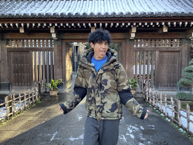 小島よしおの「発見！しながわLOVEな外国人」