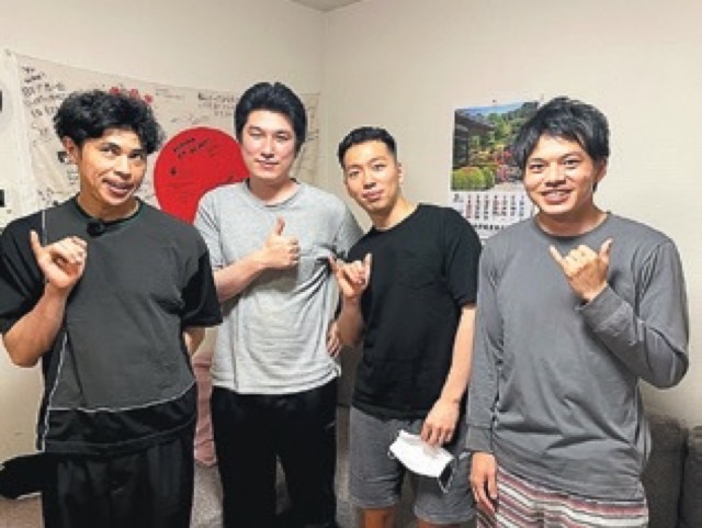 小島よしおの「発見！しながわLOVEな外国人」